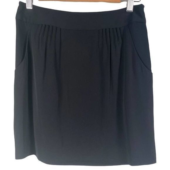 Theory Black Pleated Front Mini Skirt‎ - Picture 2 of 4